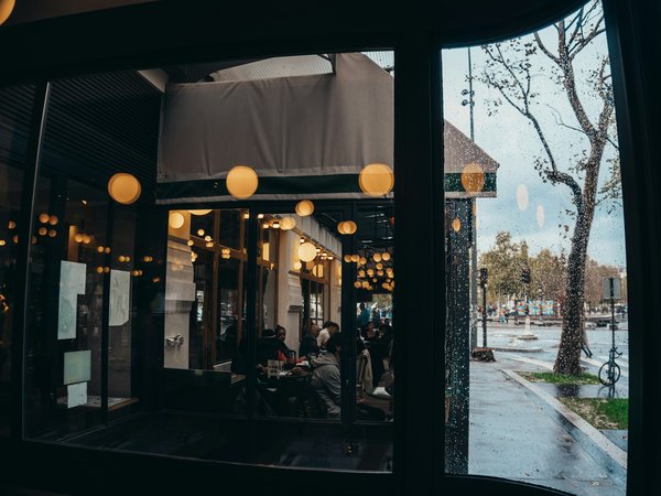 How Can UK Restaurants Optimize Their Supply Chain to Reduce Carbon Footprint?